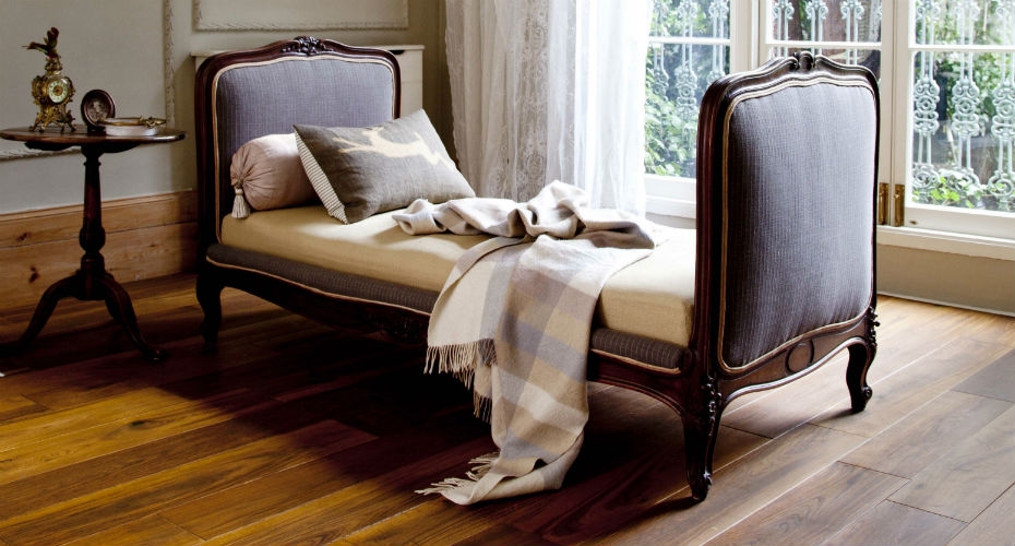 Cover your floor with shades of autumn 